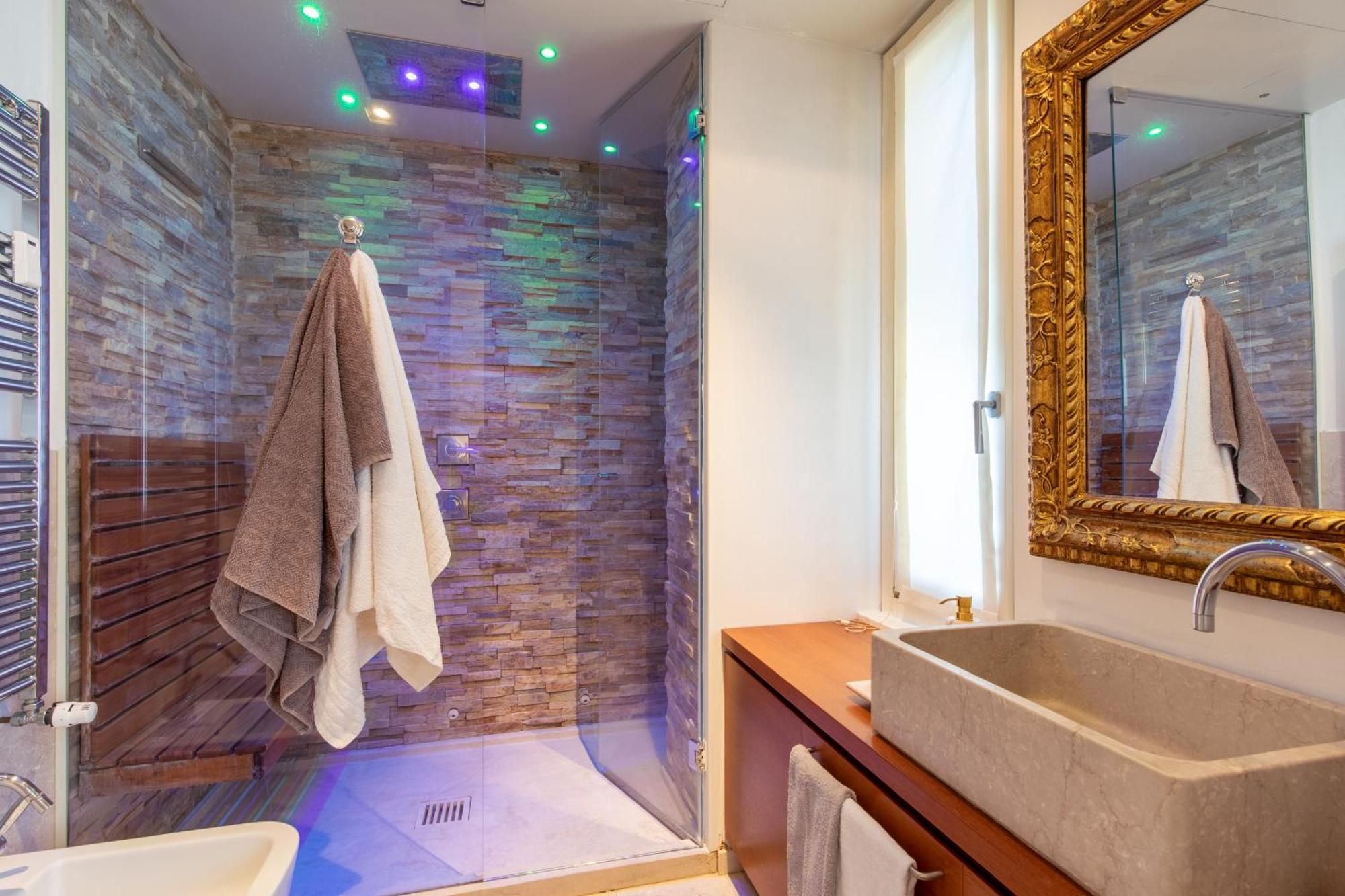 Porta Venezia- Design Apartment, 2-Bedrooms, Netflix, Wifi Milán Exteriér fotografie